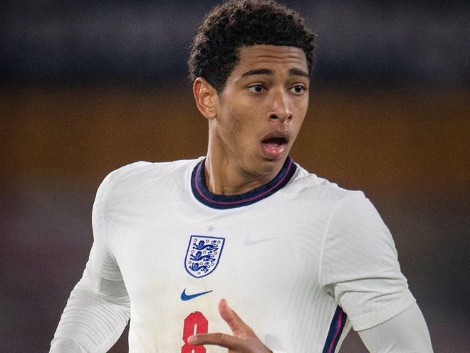 卡拉格怒喷萨拉赫8分钟，麦迪逊震惊脸：我现场看他开炮