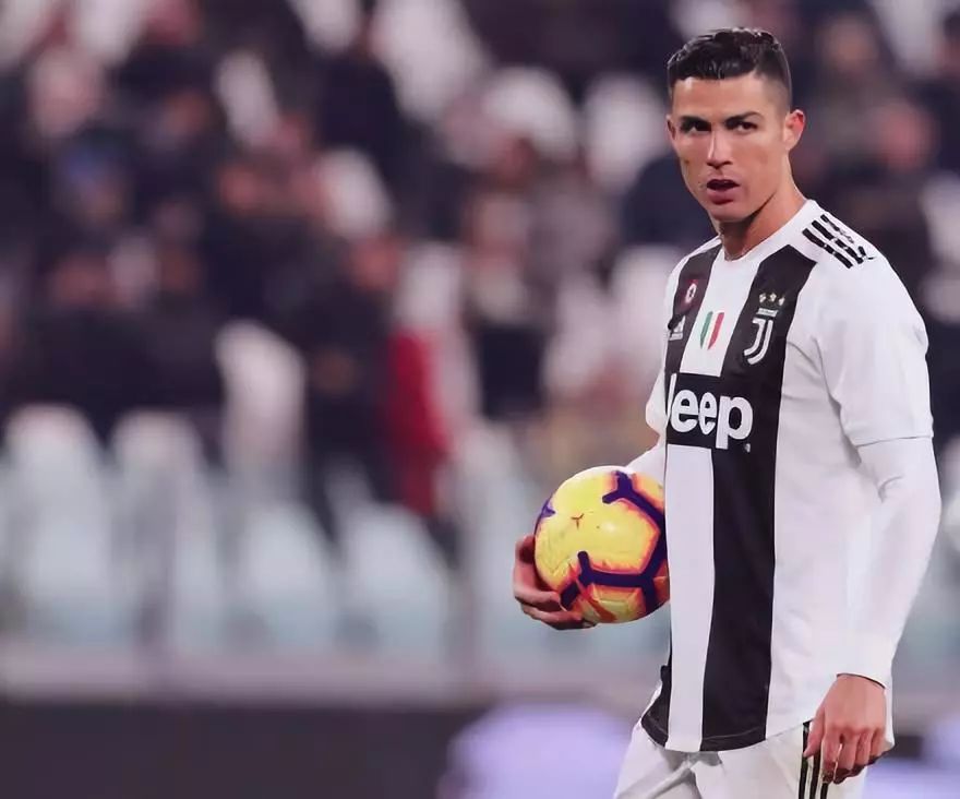 中国足球少年13岁起落后日本，昔日辽足辉煌难再现（中国青训13岁起被日本拉开差距，辽足往日荣光难重现）