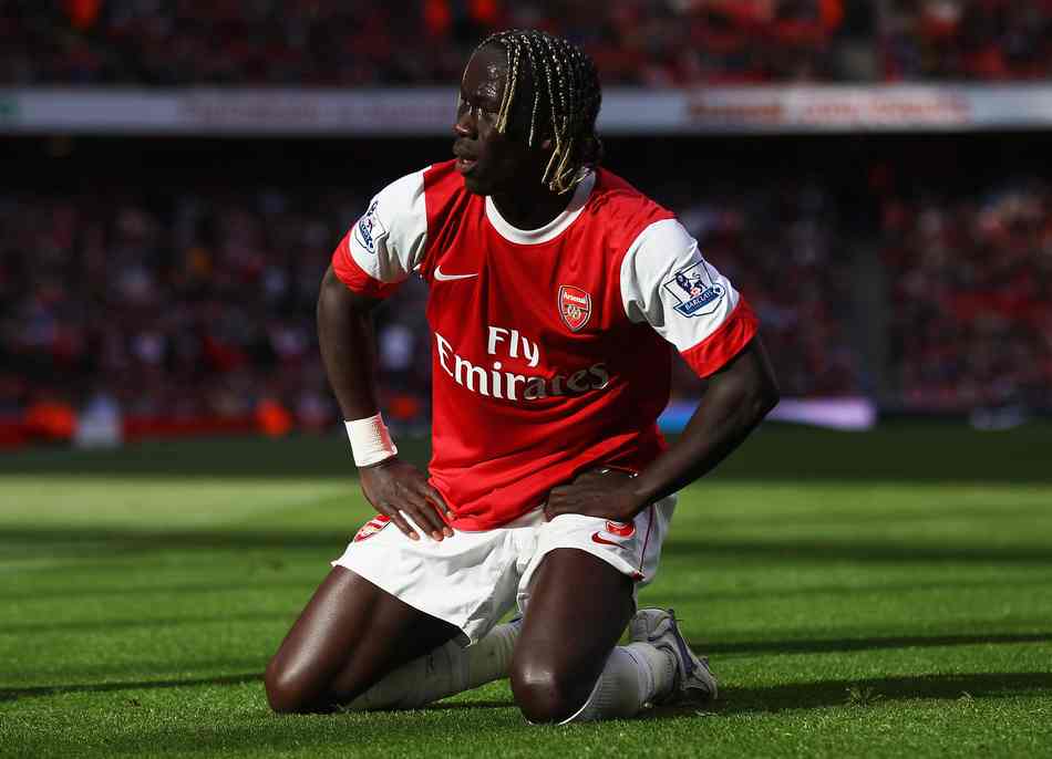 意甲媒体透露：米兰补强后防线时出现新名字：萨索洛的杰伊·伊德泽斯