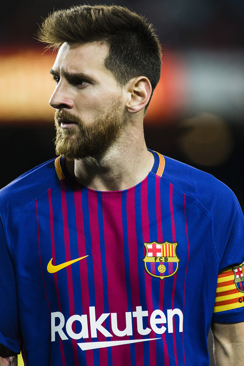 广东男篮在俱乐部杯首战中遭遇山西男篮，惜败对手，全场表现不佳，外援缺席，主力缺阵，山西男篮凭借高效进攻取得胜利。