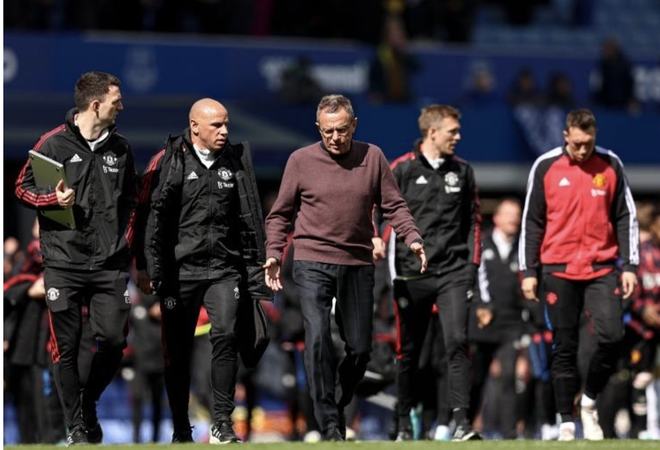 斯科特：佩德里是我最喜欢的球员之一；我更喜欢踢8号位