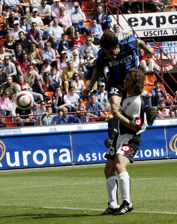 德佬：比赛数量早已超标，管理者们正在摧毁足球这项运动（德佬：比赛已远超负荷，掌权者正毁掉足球）