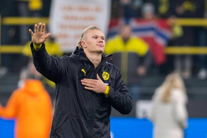 法比奥：非常荣幸拿到中超金靴，这背后是所有人的努力和付出（法比奥：荣膺中超金靴倍感荣幸，这一切离不开大家的共同努力）