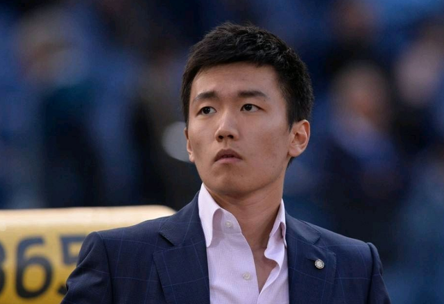 全市场：热刺关注阿贾克斯新星戈茨，被称“新阿扎尔”难挖角（热刺盯上阿贾克斯新星戈茨，被誉为“新阿扎尔”，挖角难度不小）