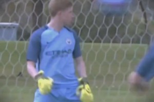 昨天刚拿世界最佳球员！登贝莱面对弗拉门戈在点球大战罚失点球（刚加冕世界最佳次日，登贝莱对阵弗拉门戈点球大战罚丢点球）